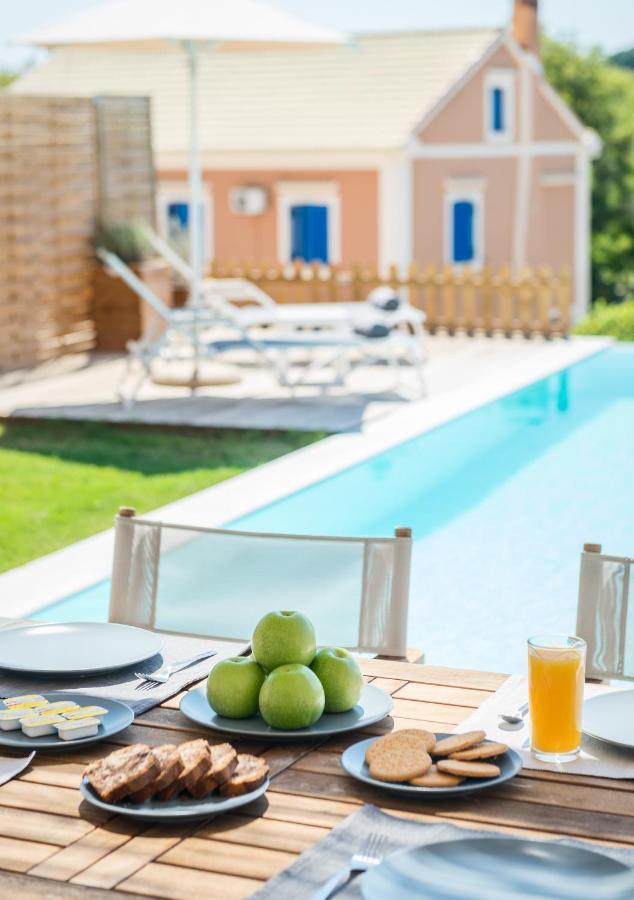 Reiki Villas Erikousa Ereikoussa Екстер'єр фото