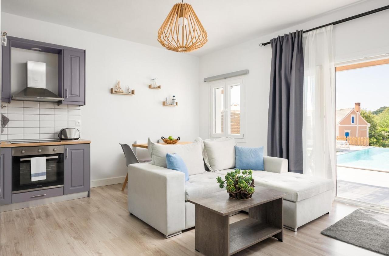 Reiki Villas Erikousa Ereikoussa Екстер'єр фото