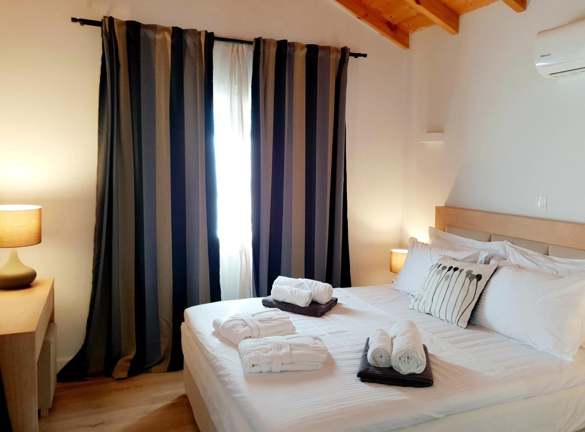 Reiki Villas Erikousa Ereikoussa Екстер'єр фото
